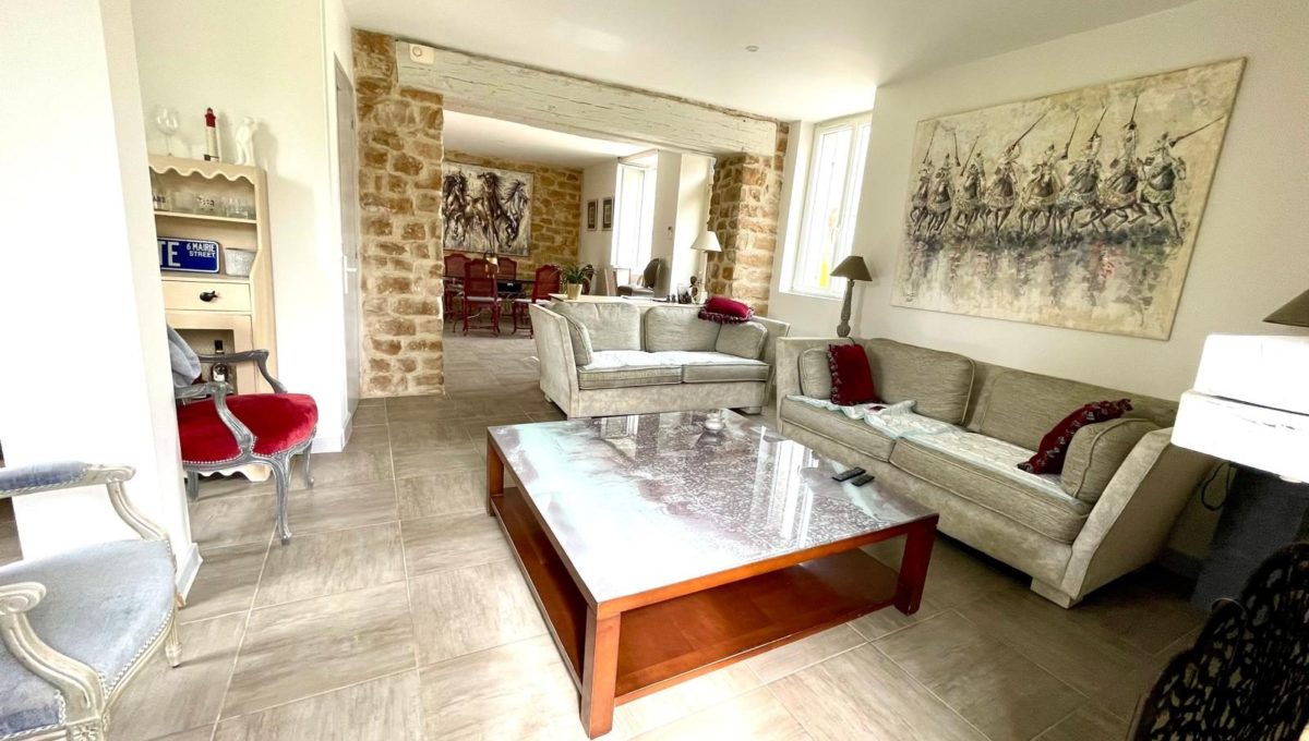 1750836751_VM557_8_original