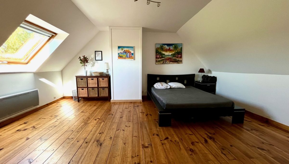 1763463808_VM573_10_original