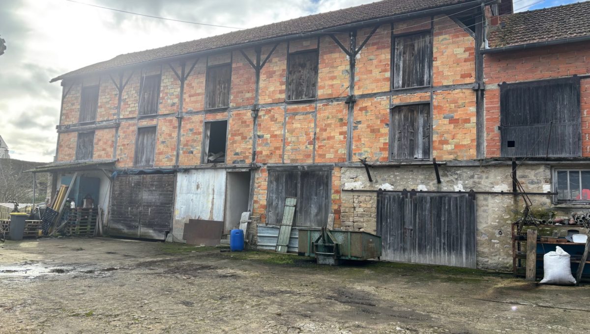 1764331266_VM583_3_original