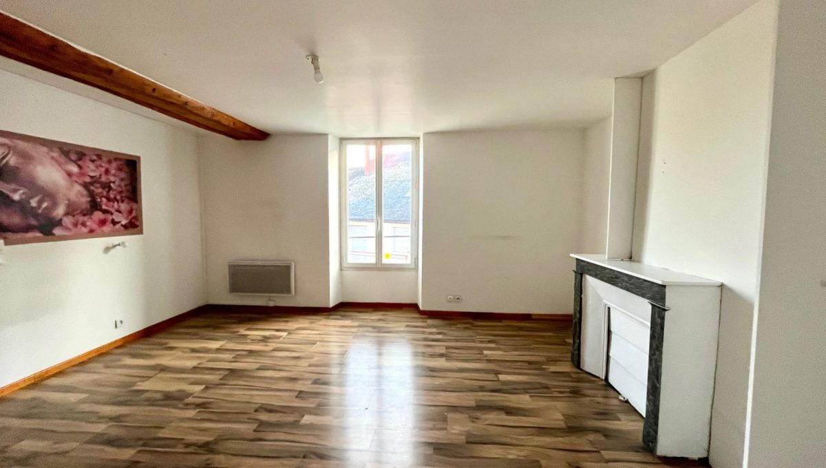 1766256998_VM586_5_original