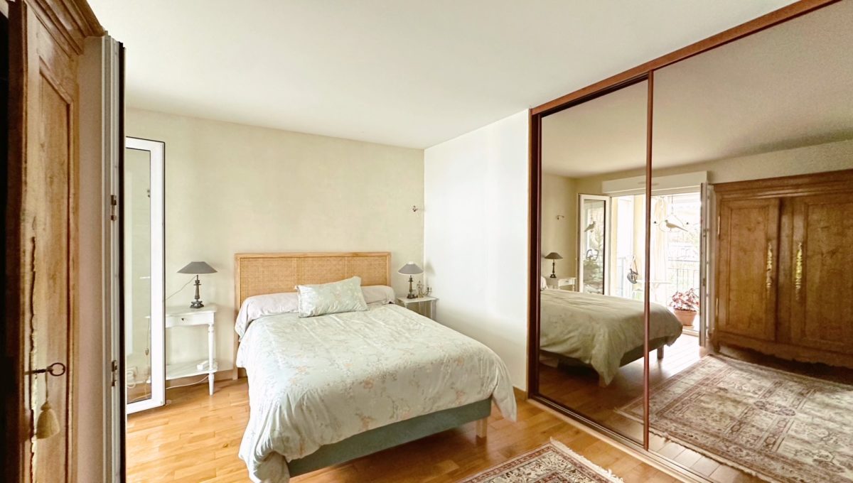 1739131887_VA1973_8_original