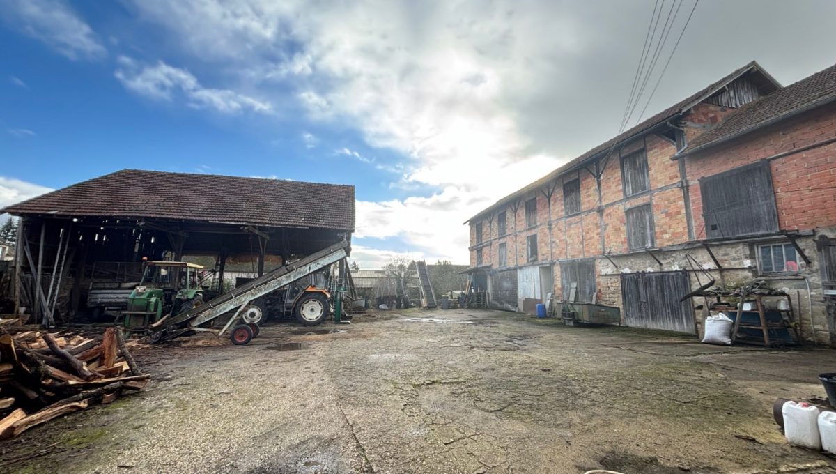 1764331282_VM583_6_original