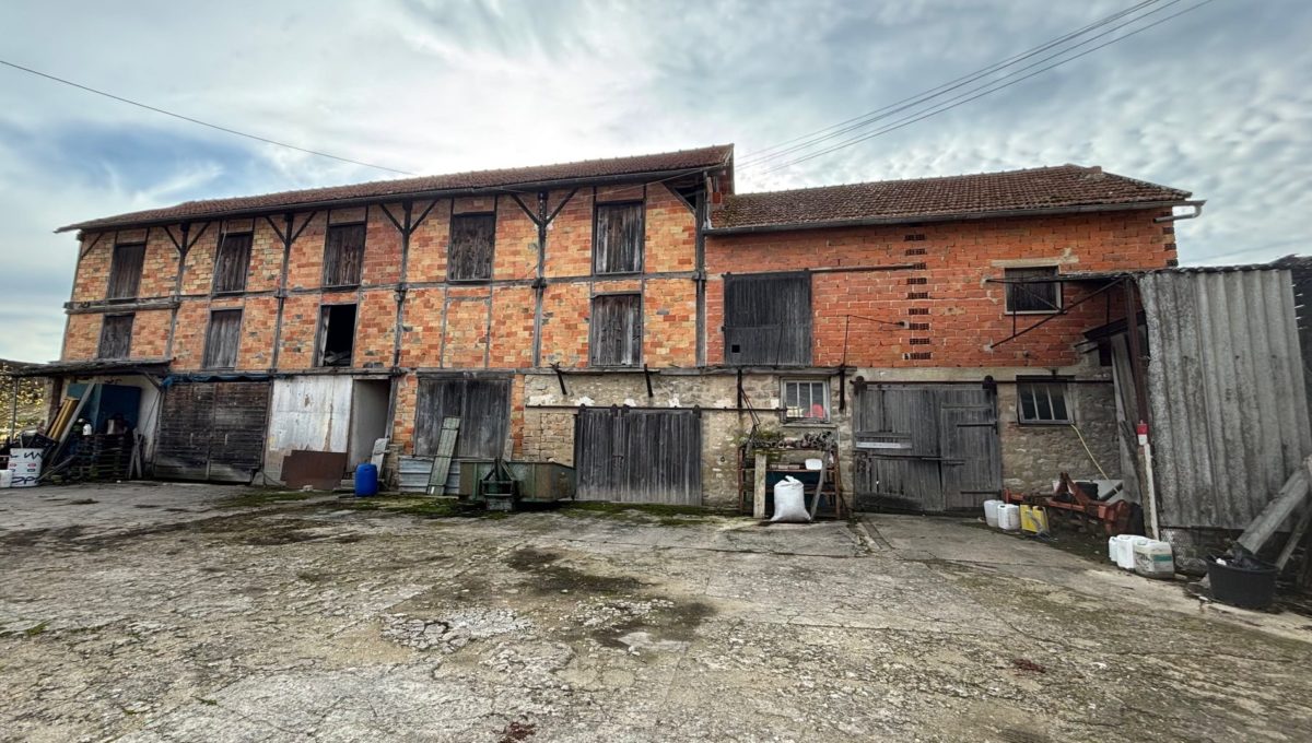 1764331287_VM583_7_original