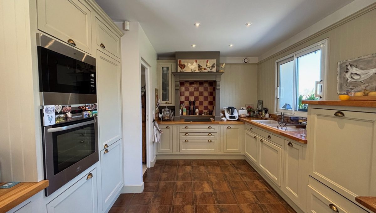 1773856032_VM591_10_original