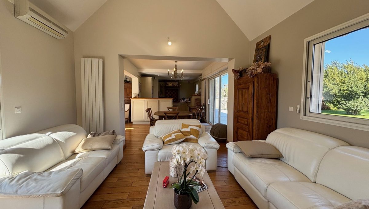 1773856052_VM591_13_original